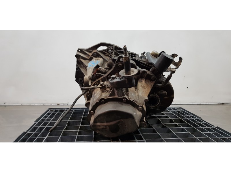 Recambio de caja cambios para fiat scudo (222) 1.9 d el furg. acristalado referencia OEM IAM 20TD30  