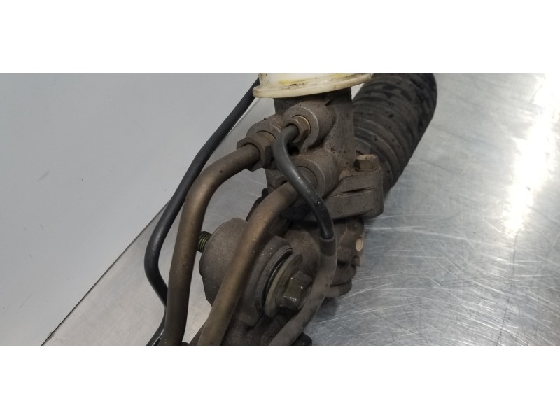 Recambio de cremallera direccion para mazda premacy (cp) td active referencia OEM IAM CB8032110A  