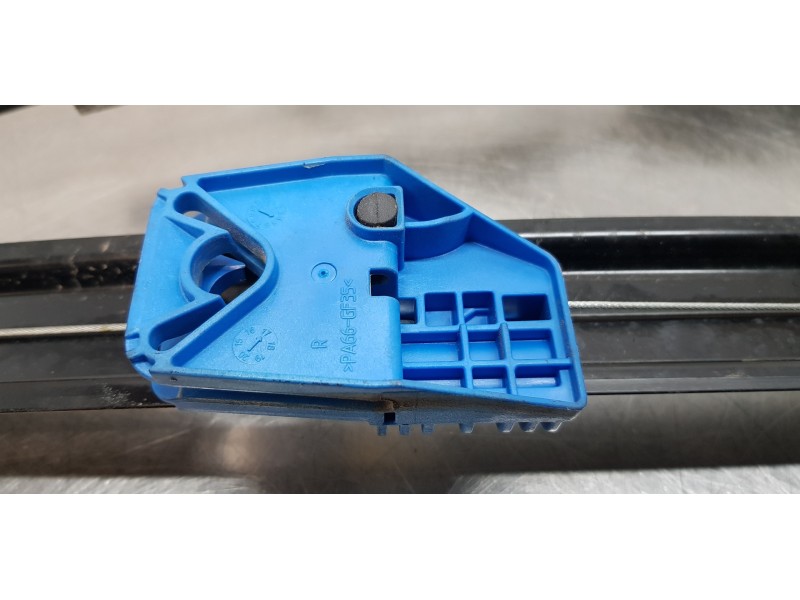 Recambio de elevalunas delantero derecho para skoda kodiaq style 4x4 referencia OEM IAM 565837462 5Q0959802B 