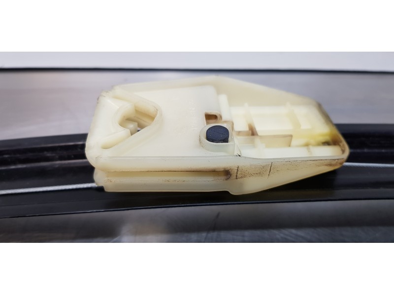 Recambio de elevalunas delantero derecho para skoda kodiaq style 4x4 referencia OEM IAM 565837462 5Q0959802B 