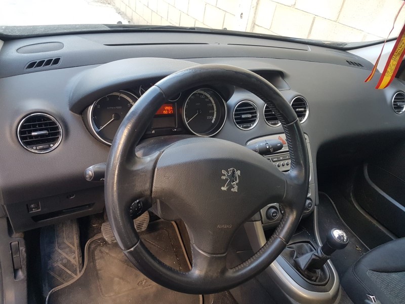 peugeot 308 sw del año 2008