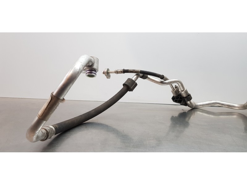 Recambio de tubos aire acondicionado para land rover discovery sport pure referencia OEM IAM LR094024 GJ3219A834AF 