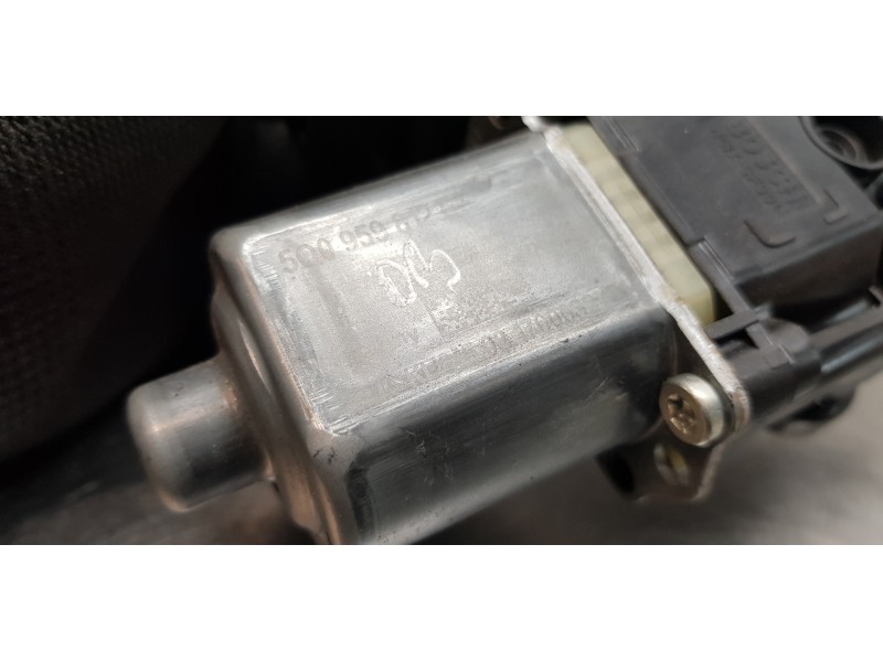 Recambio de elevalunas trasero derecho para skoda kodiaq style 4x4 referencia OEM IAM 565839462 5Q0959812 