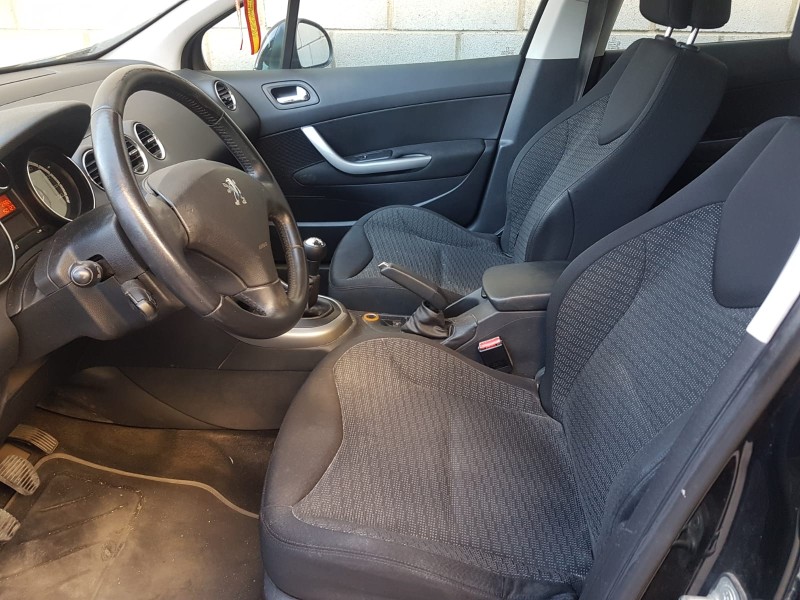 peugeot 308 sw del año 2008