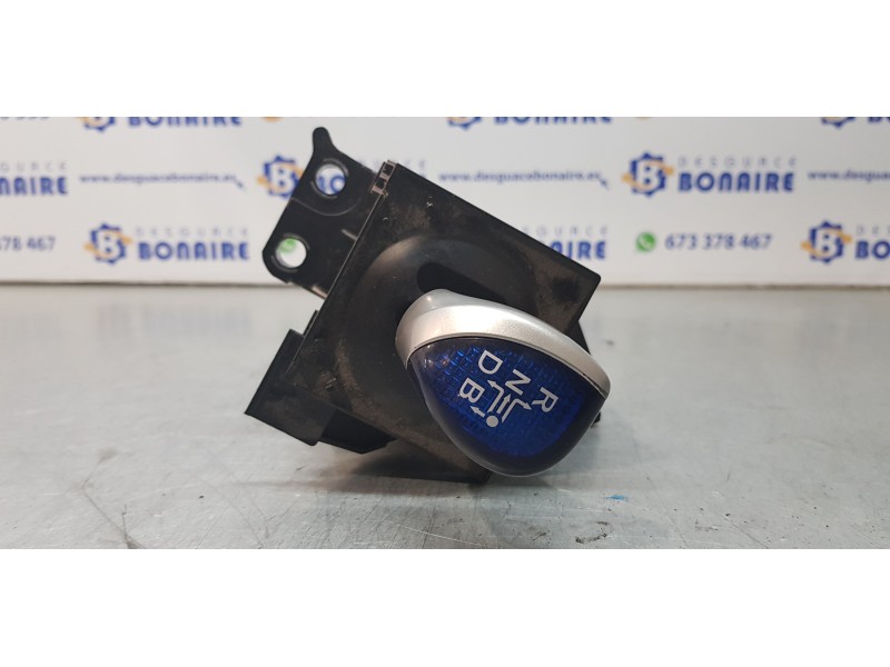 Recambio de palanca cambio para toyota auris touring sports (e18) hybrid active referencia OEM IAM 75C583LHD  