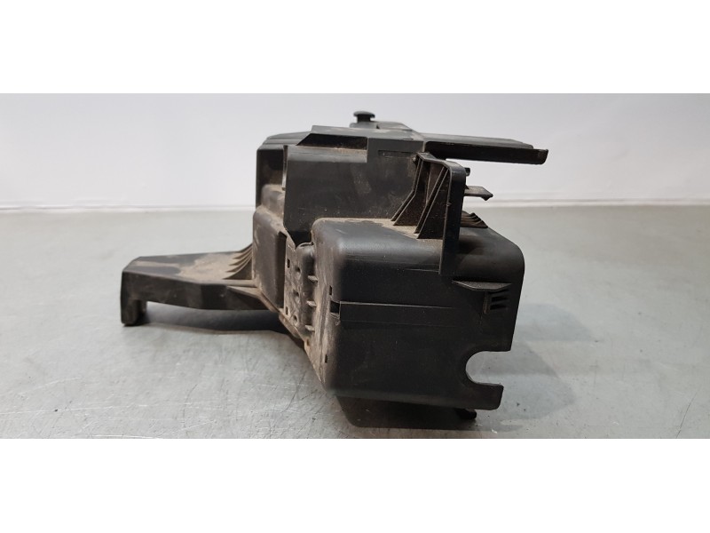 Recambio de caja reles / fusibles para volvo xc90 d5 summum (7 asientos) (136kw) referencia OEM IAM 30797010   Recambio de caja reles / fusibles para volvo xc90 d5 summum (7 asientos) (136kw) referencia OEM IAM 30797010