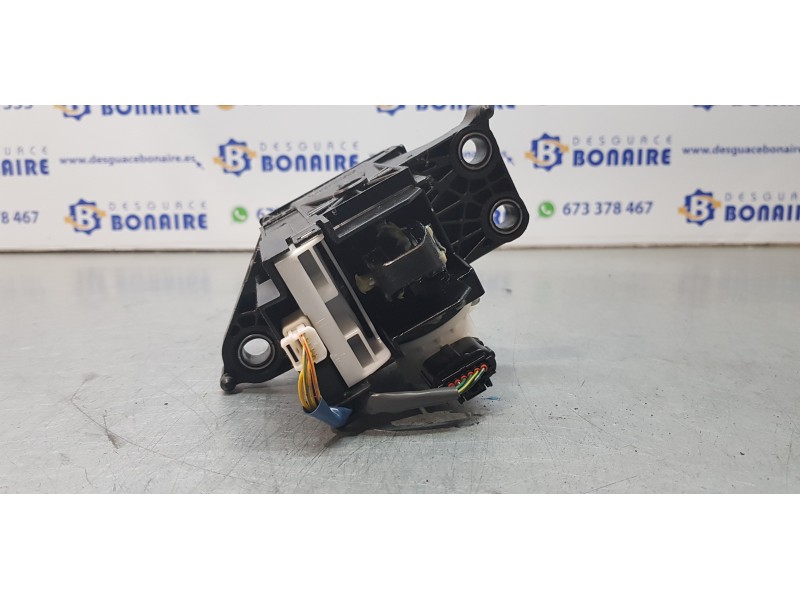 Recambio de palanca cambio para toyota auris touring sports (e18) hybrid active referencia OEM IAM 75C583LHD  