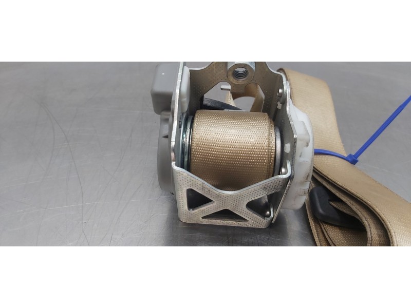 Recambio de cinturon seguridad delantero derecho para bmw x5 (e70) xdrive30d referencia OEM IAM 72117161042   Recambio de cinturon seguridad delantero derecho para bmw x5 (e70) xdrive30d referencia OEM IAM 72117161042