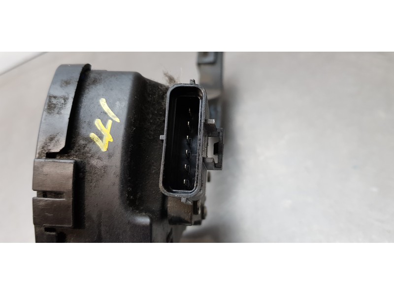 Recambio de pedal acelerador para hyundai i40 premium referencia OEM IAM 327273R300  