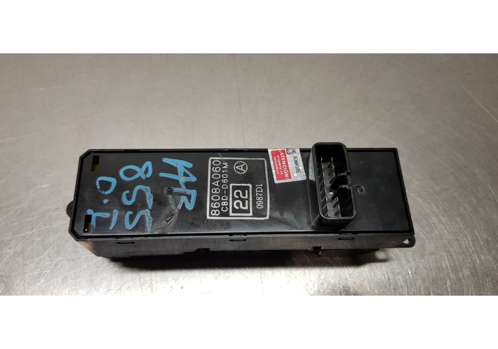 Recambio de mando elevalunas delantero izquierdo para mitsubishi outlander (cw0) 2.0 di-d invite referencia OEM IAM 8608A060  