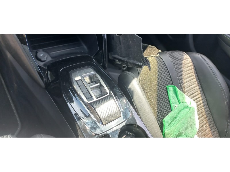 peugeot 2008 (p1) del año 2022