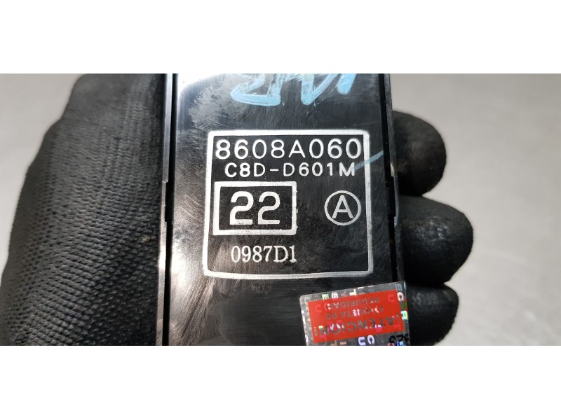 Recambio de mando elevalunas delantero izquierdo para mitsubishi outlander (cw0) 2.0 di-d invite referencia OEM IAM 8608A060  