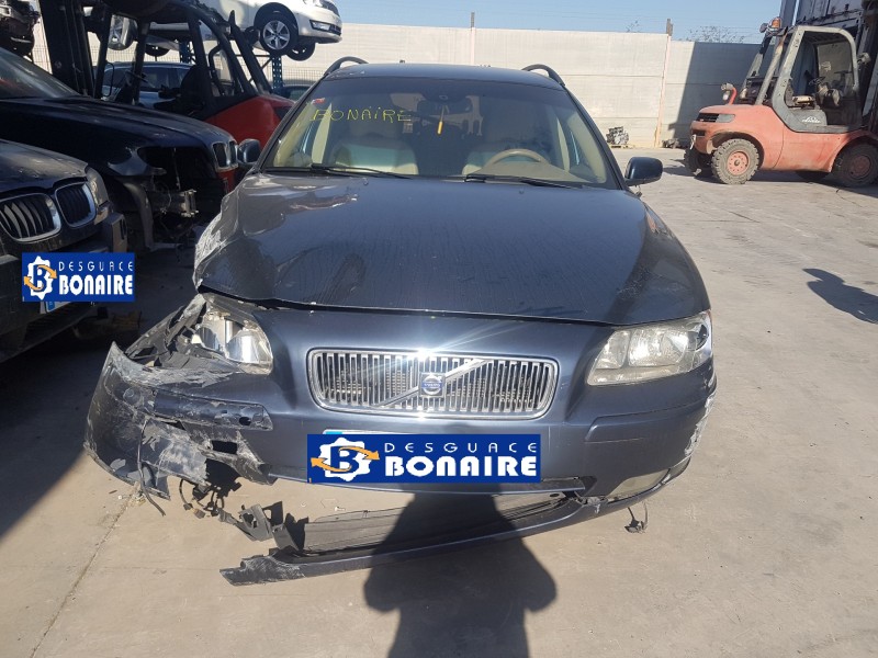 volvo v70 familiar del año 2005