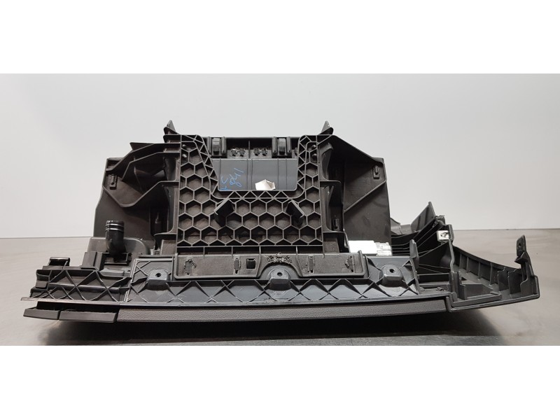 Recambio de guantera para skoda kodiaq style 4x4 referencia OEM IAM 566857097G9B9 566857097G 