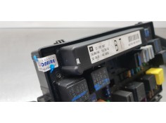 Recambio de caja reles / fusibles para opel astra h berlina comfort referencia OEM IAM 13145041 5DK008668  2