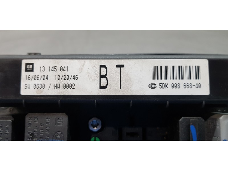 Recambio de caja reles / fusibles para opel astra h berlina comfort referencia OEM IAM 13145041 5DK008668  Recambio de caja reles / fusibles para opel astra h berlina comfort referencia OEM IAM 13145041 5DK008668