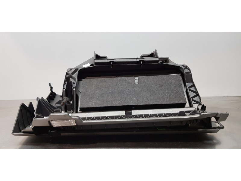 Recambio de guantera para skoda kodiaq style 4x4 referencia OEM IAM 566857097G9B9 566857097G 