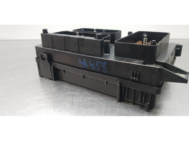 Recambio de caja reles / fusibles para opel astra h berlina comfort referencia OEM IAM 13145041 5DK008668  Recambio de caja reles / fusibles para opel astra h berlina comfort referencia OEM IAM 13145041 5DK008668