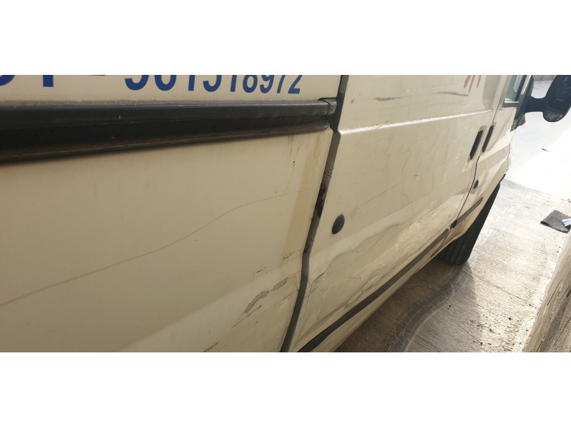 ford transit caja cerrada, larga (fy) (2000 =>) del año 2000