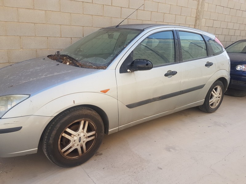 ford focus berlina (cak) del año 2002