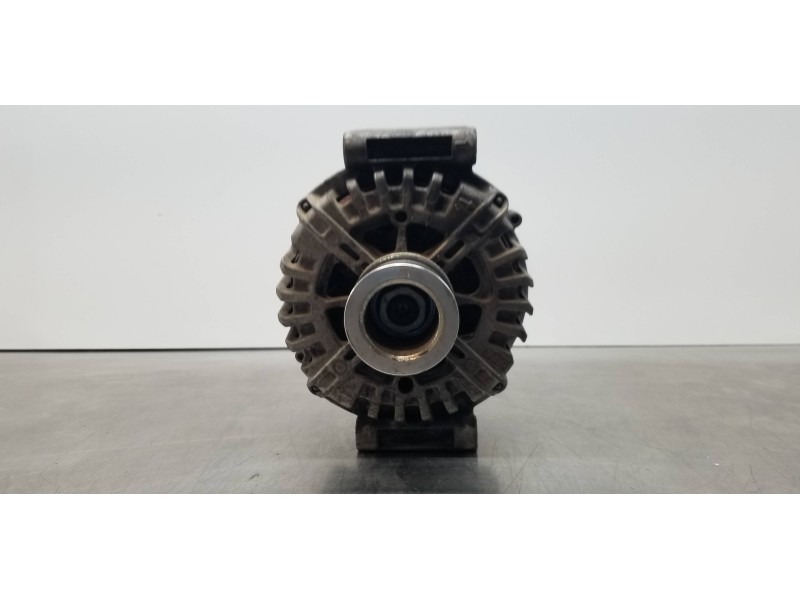 Recambio de alternador para mercedes clase m (w166) ml 350 bluetec (166.004) referencia OEM IAM A0009067400  