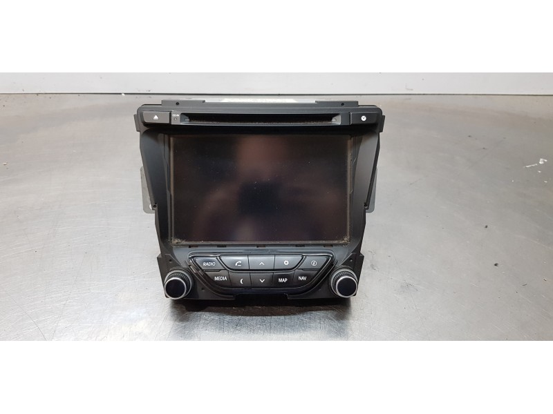 Recambio de sistema navegacion gps para hyundai i40 premium referencia OEM IAM 965603Z100  