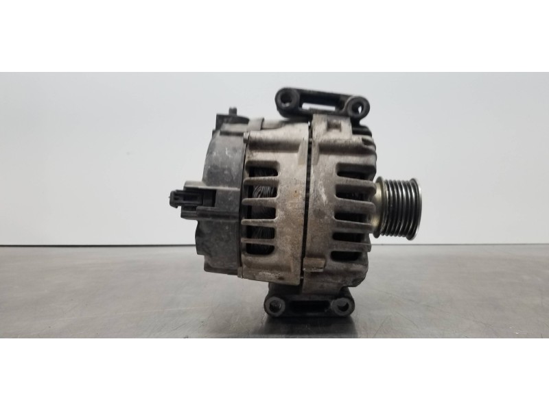 Recambio de alternador para mercedes clase m (w166) ml 350 bluetec (166.004) referencia OEM IAM A0009067400  