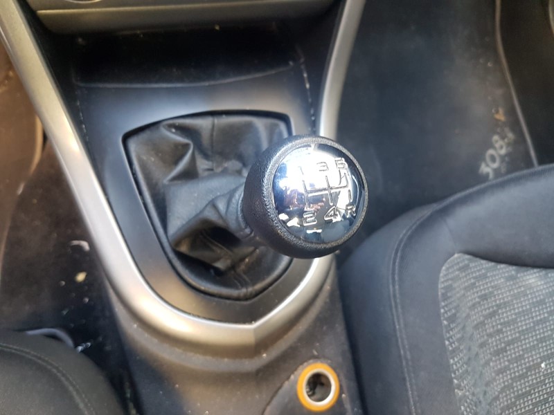 peugeot 308 sw del año 2008