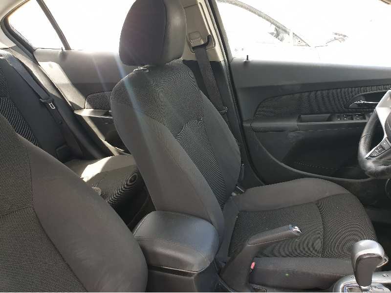 chevrolet cruze hatchback del año 2012