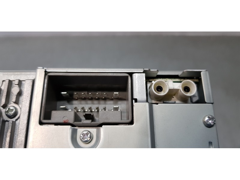 Recambio de sistema audio / radio cd para volvo xc90 d5 summum (7 asientos) (136kw) referencia OEM IAM 30732582AD   Recambio de sistema audio / radio cd para volvo xc90 d5 summum (7 asientos) (136kw) referencia OEM IAM 30732582AD