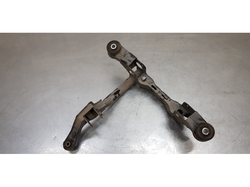 Recambio de soporte cambio para volkswagen t5 bus (7e) caravelle comfortline lang 4motion referencia OEM IAM 7E0599421A  