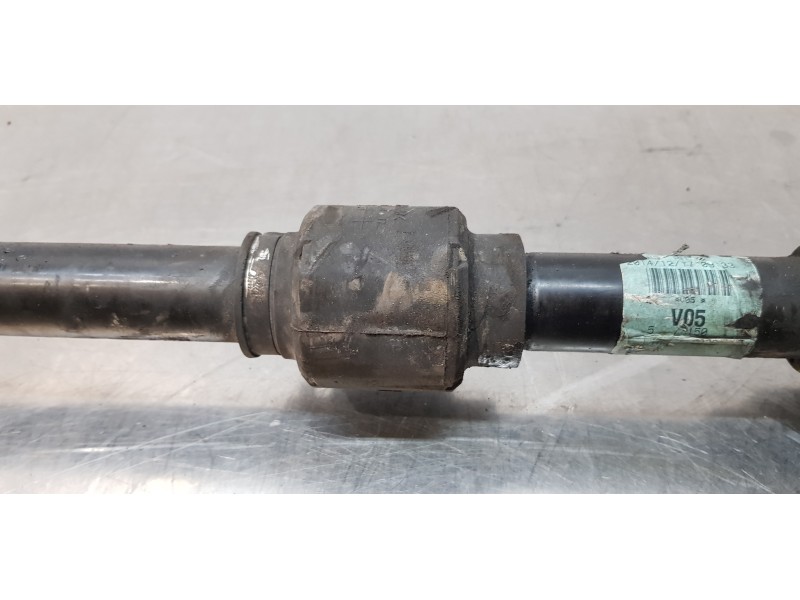 Recambio de transmision delantera derecha para hyundai i40 premium referencia OEM IAM 495013Z450  