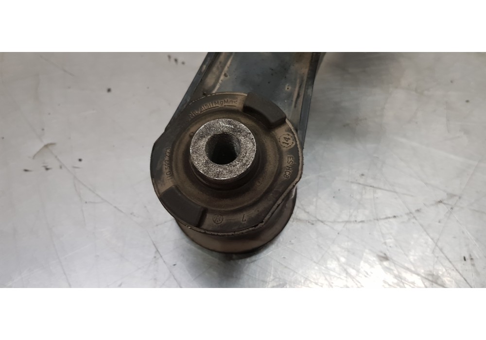 Recambio de soporte cambio para volkswagen t5 bus (7e) caravelle comfortline lang 4motion referencia OEM IAM 7E0599421A  