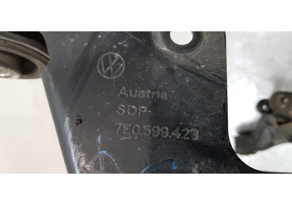 Recambio de soporte cambio para volkswagen t5 bus (7e) caravelle comfortline lang 4motion referencia OEM IAM 7E0599421A  