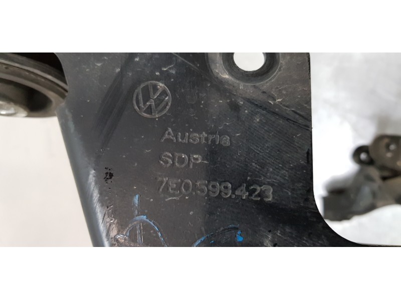 Recambio de soporte cambio para volkswagen t5 bus (7e) caravelle comfortline lang 4motion referencia OEM IAM 7E0599421A  