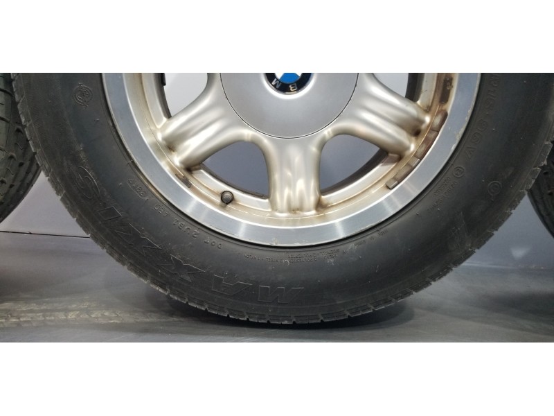 Recambio de juego llantas para bmw serie 5 berlina (e34) 525tds referencia OEM IAM 36111181480 1181480 82119409584