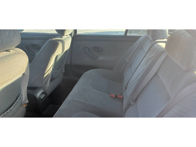 peugeot 406 berlina (s1/s2) del año 2024