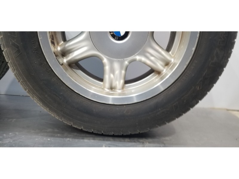 Recambio de juego llantas para bmw serie 5 berlina (e34) 525tds referencia OEM IAM 36111181480 1181480 82119409584