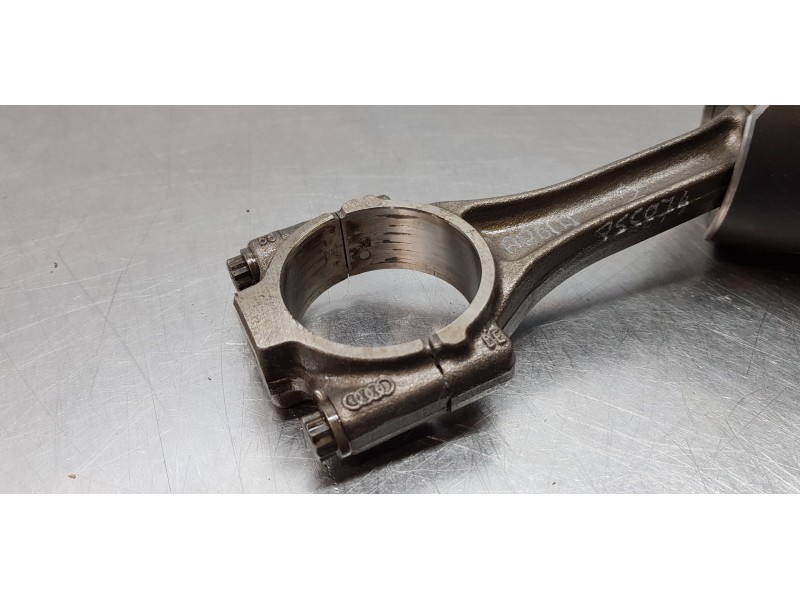 Recambio de piston para skoda octavia lim. (5e3) active referencia OEM IAM 04L107065AM001 03L105401A 