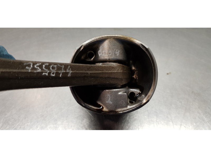 Recambio de piston para skoda octavia lim. (5e3) active referencia OEM IAM 04L107065AM001 03L105401A 