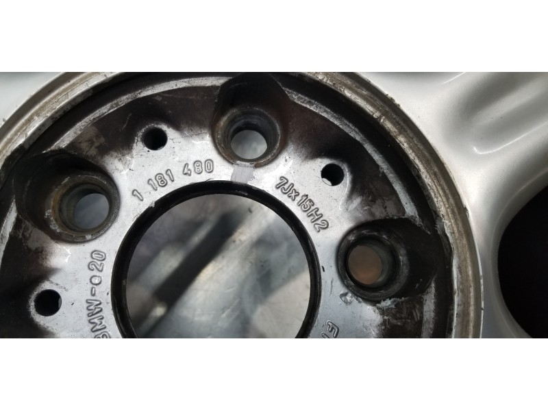 Recambio de juego llantas para bmw serie 5 berlina (e34) 525tds referencia OEM IAM 36111181480 1181480 82119409584 Recambio de juego llantas para bmw serie 5 berlina (e34) 525tds referencia OEM IAM 36111181480 1181480 82119409584