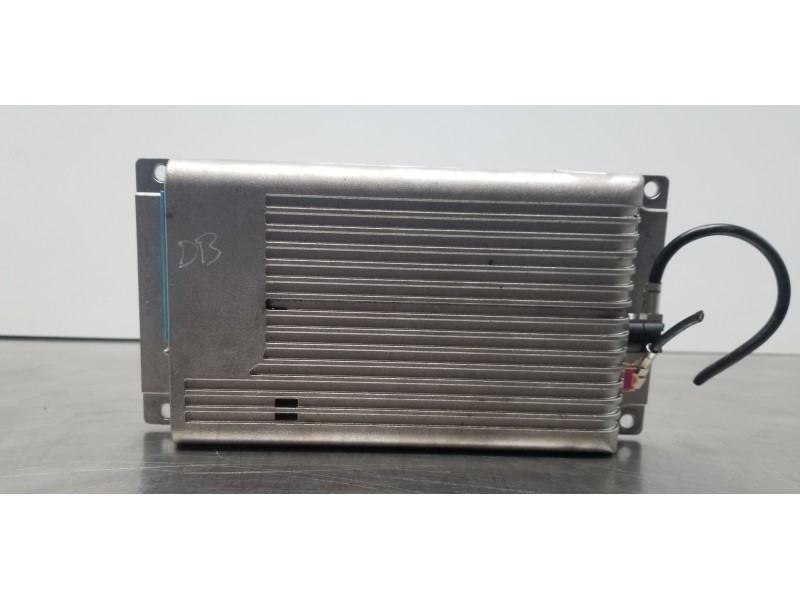 Recambio de amplificador de audio para bmw serie 1 berlina (e81/e87) 120d referencia OEM IAM 84109200822   Recambio de amplificador de audio para bmw serie 1 berlina (e81/e87) 120d referencia OEM IAM 84109200822