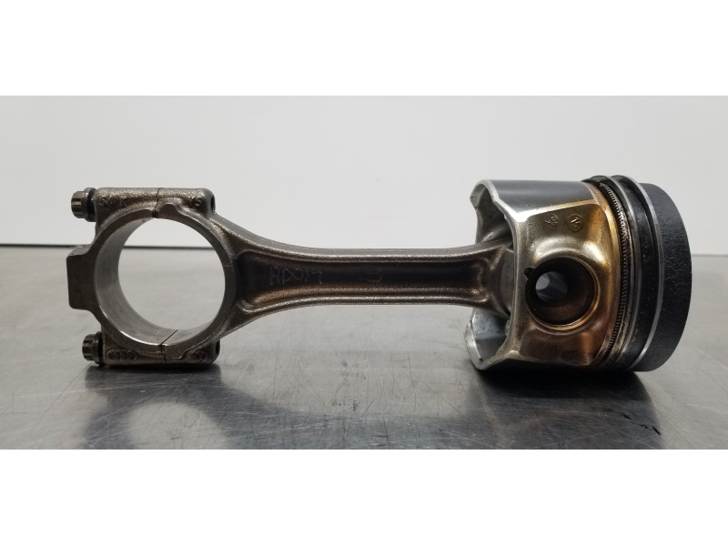 Recambio de piston para skoda octavia lim. (5e3) active referencia OEM IAM 04L107065AM001 03L105401A 