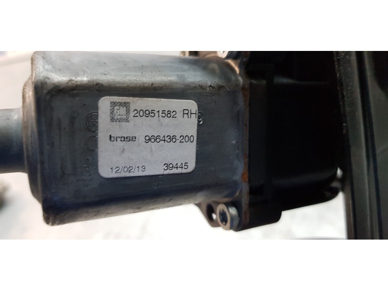 Recambio de elevalunas delantero derecho para opel zafira tourer expression referencia OEM IAM 13260138   Recambio de elevalunas delantero derecho para opel zafira tourer expression referencia OEM IAM 13260138