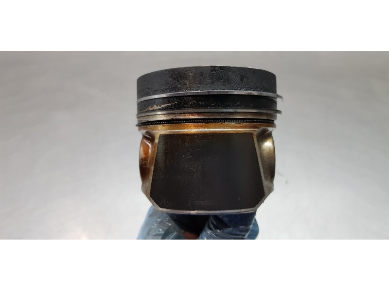 Recambio de piston para skoda octavia lim. (5e3) active referencia OEM IAM 04L107065AM001 03L105401A 