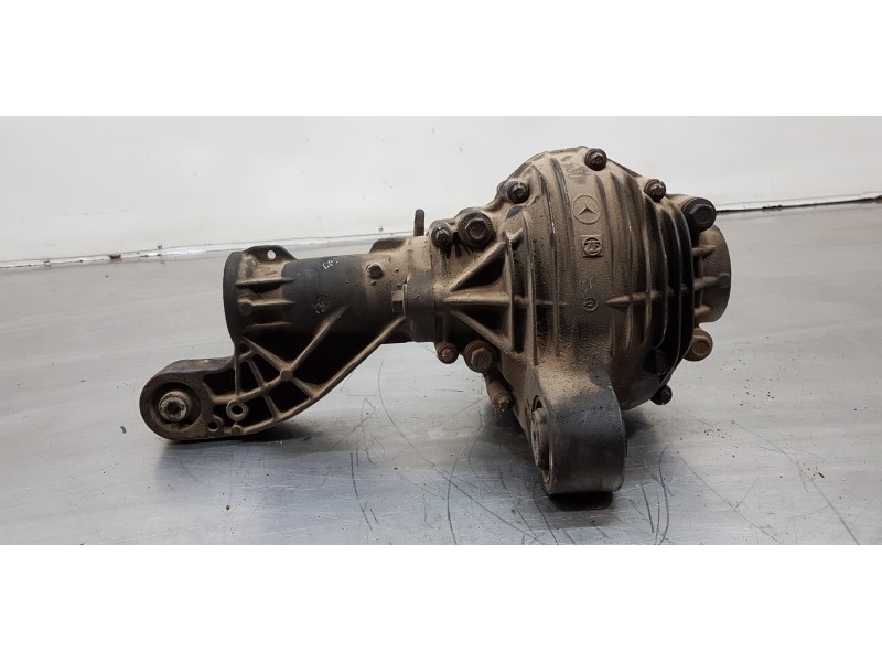 Recambio de diferencial delantero para mercedes clase r (w251) 320 cdi (251.022) referencia OEM IAM A1643302502  