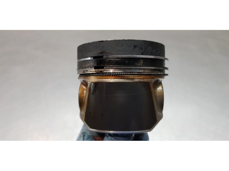 Recambio de piston para skoda octavia lim. (5e3) active referencia OEM IAM 04L107065AM001 03L105401A 