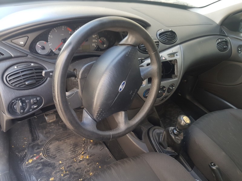 ford focus berlina (cak) del año 2002
