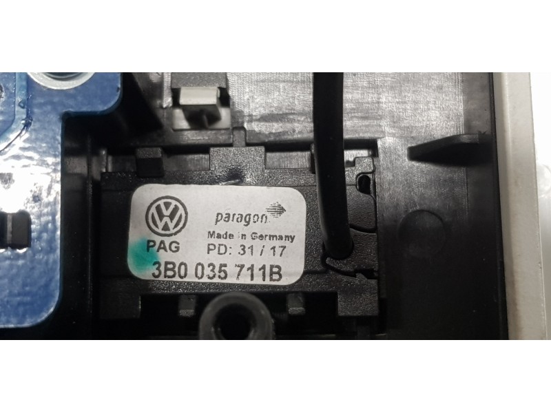 Recambio de luz interior para skoda kodiaq style 4x4 referencia OEM IAM 5G2947105LJJN 3B0035711B 
