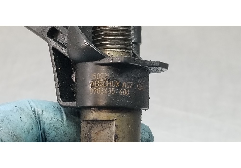 Recambio de inyector para mercedes clase s (w221) berlina 420 / 450 cdi (221.028) referencia OEM IAM 0986435400  